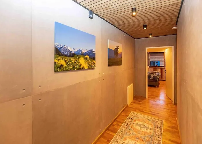 Appartamento Cozy, Modern And Chic Mit Bergblick